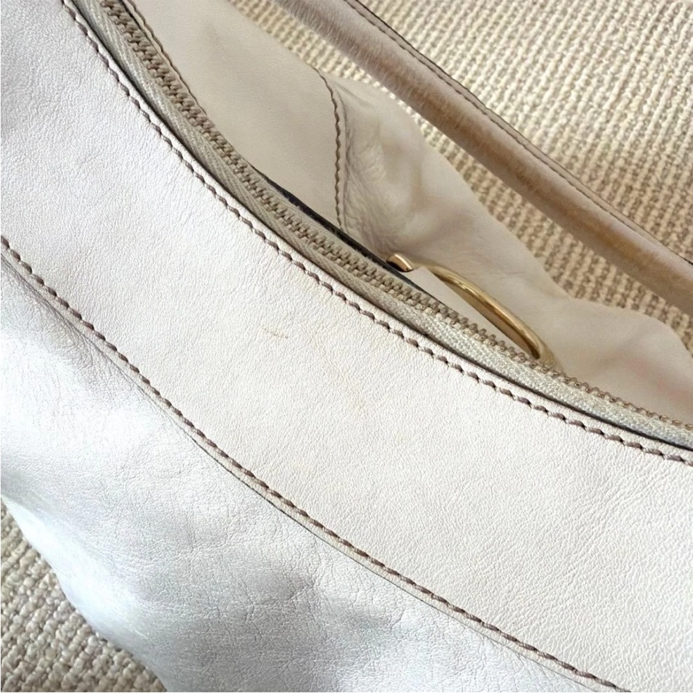 Gucci Ivory Leather Hobo Bag - Picture 8 of 16